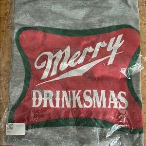Large merry drinksmas t shirt